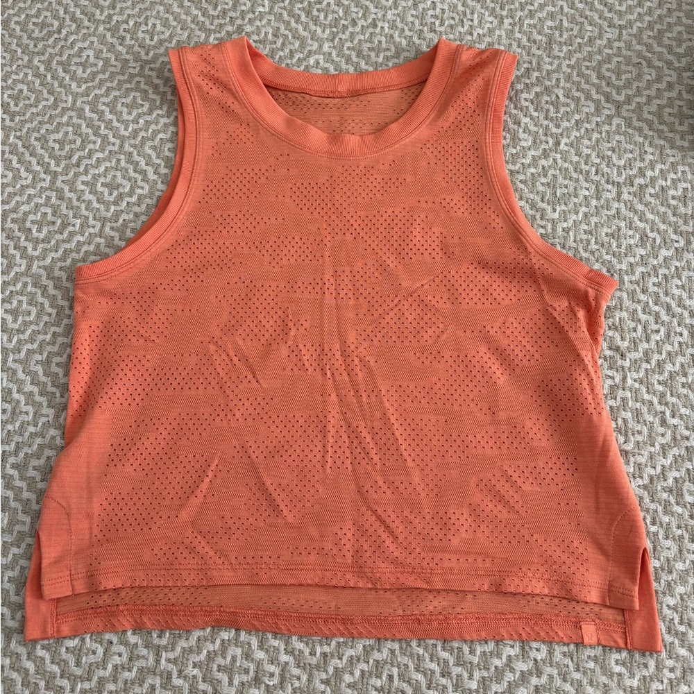 Lululemon Train to be Tank